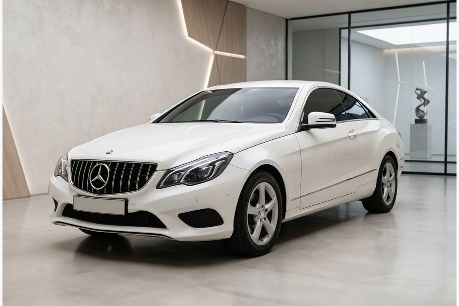 Mercedes E-klass Coupé C207 2010–2017 Frontgrill (2014-2016, GT Panamericana) Image