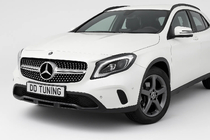 Mercedes GLA X156 2014–2019 Främre grill Diamond Silver (2017-2019) foto 1