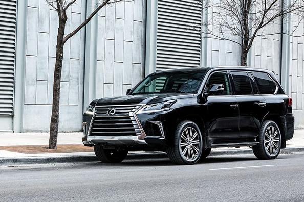 Test av uppdaterade SUV:en Lexus LX