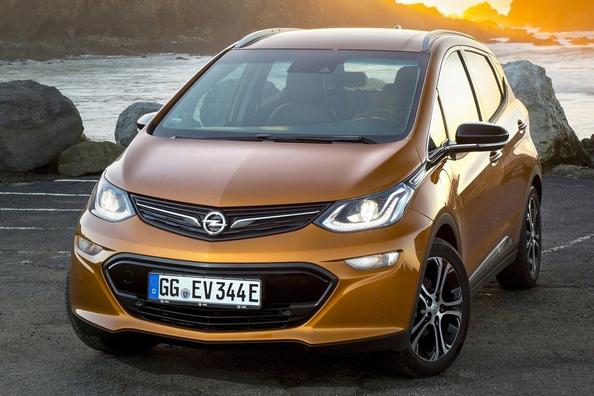 Elbil i halvkombiformat: Opel Ampera-e