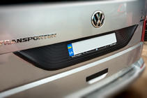 Volkswagen T6 2015–2024 Plastlist för bagagelucka foto 1
