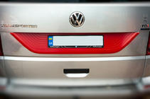 Volkswagen T6 2015–2024 Plastlist för bagagelucka foto 4