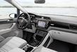 Test av den kompakta minibussen Volkswagen Touran foto 4