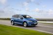 Test av den kompakta minibussen Volkswagen Touran foto 3