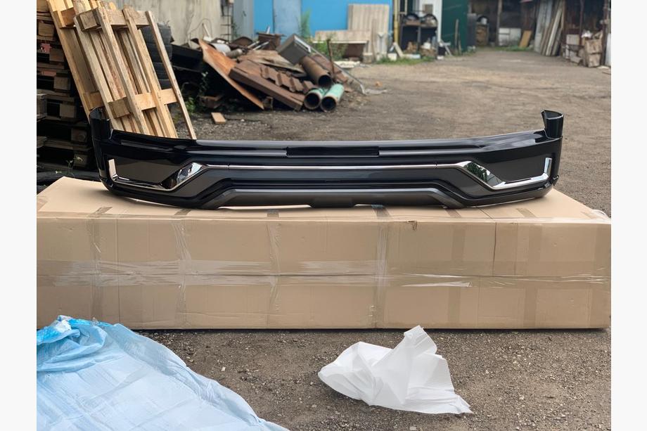 Toyota Land Cruiser 200 2007–2021 Bodykit 2016↗ (Modelista V3) Vit färg Foto 8