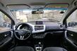 Test av den elektriska kompakta halvkombin JAC iEV6E foto 4