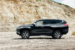 Tredje generationen av SUV:en Mitsubishi Pajero Sport foto 2