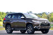 Tredje generationen av SUV:en Mitsubishi Pajero Sport foto 3