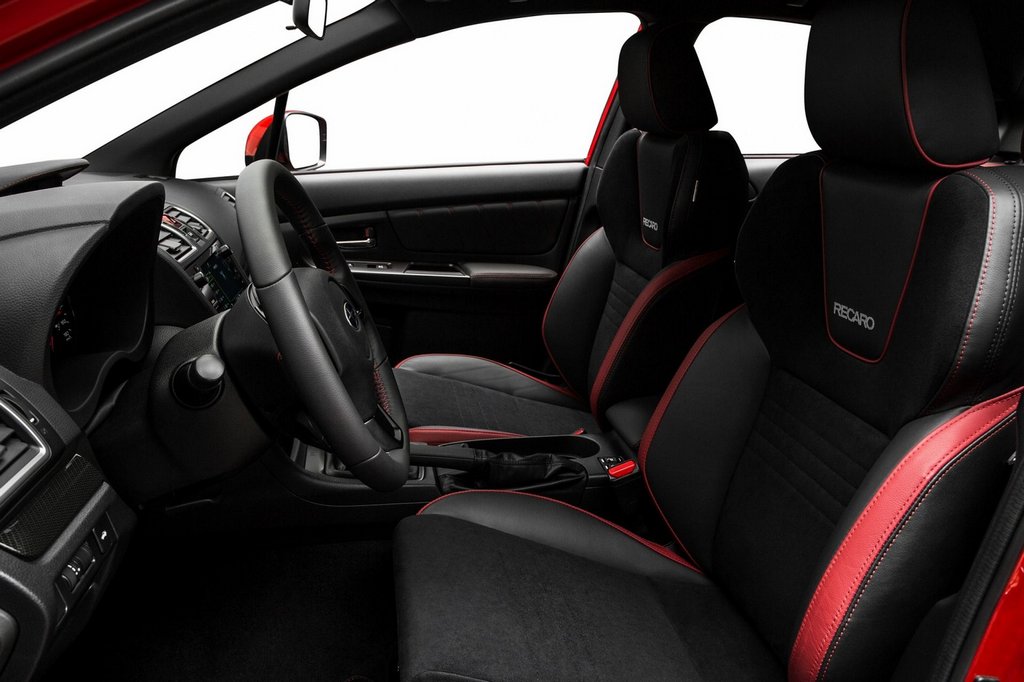 Test av uppdaterade sportsedanen Subaru WRX