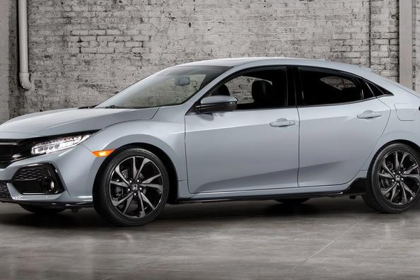 Fem­dörrars halvkombi av tionde generationen Honda Civic 5D