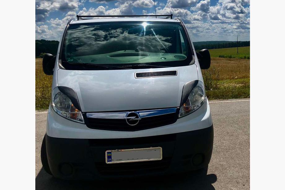 Renault Trafic 2001–2015 Strålkastarögonlock Porshe-style Foto 2