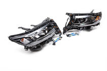 Toyota Land Cruiser Prado 150 2009–2023 LED-strålkastare fram (2017+, 2 st) foto 8