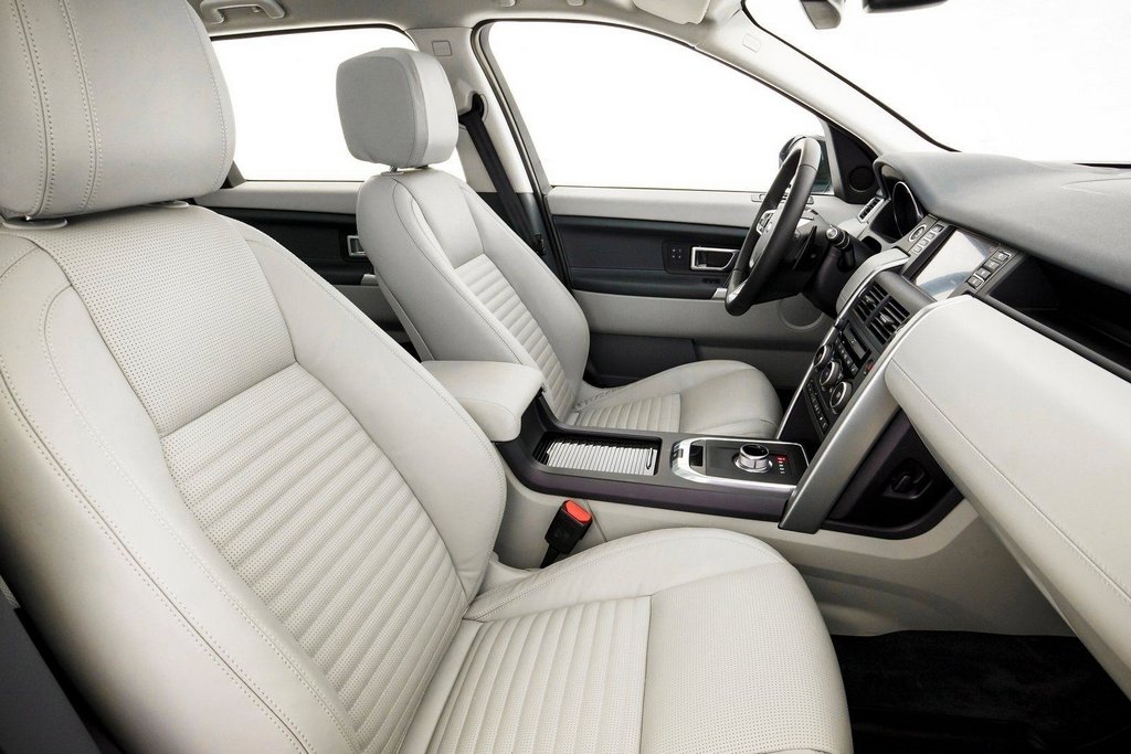 Test av sjusitsiga crossovern Land Rover Sport