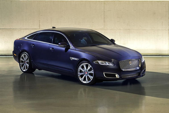 Test av flaggskeppssedanen Jaguar XJ
