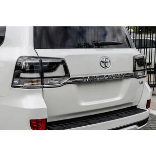 Baklyktor 2016+ (Executive Black) Toyota Land Cruiser 200 2007–2021 foto 1