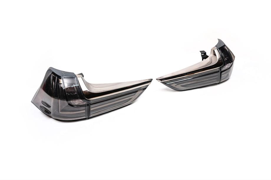 Lexus LX570/450d 2008–2022 Baklyktor 2016+ (Superior Black, 2 st) Image