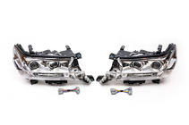 Toyota Land Cruiser 200 2007–2021 Framstrålkastare 2016+ (Standart) foto 3