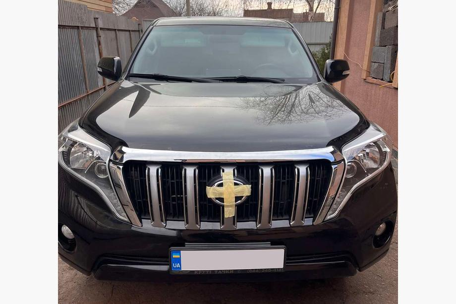 Toyota Land Cruiser Prado 150 2009–2023 Kylargrill 2013-2017 (standard) Foto 2
