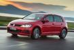 Test av prestandaversionen av halvkombin Volkswagen Golf GTI foto 2