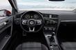 Test av prestandaversionen av halvkombin Volkswagen Golf GTI foto 6