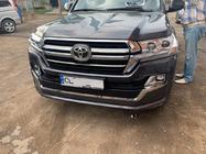 Toyota Land Cruiser 200 2007–2021 Kylargrill 2016-2021 (design 2019) Utan kamera foto 8