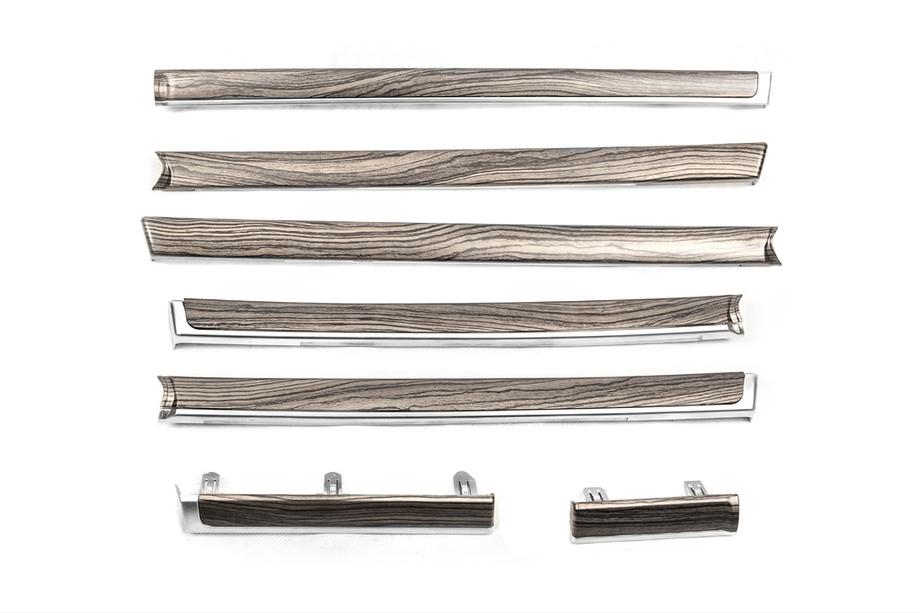 Toyota Land Cruiser 200 2007–2021 Träinlägg för dörrpaneler (mörkt trä) Image