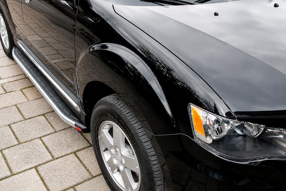 Mitsubishi Outlander 2006–2012 Sidosteg Fullmond (2 st, aluminium) Image