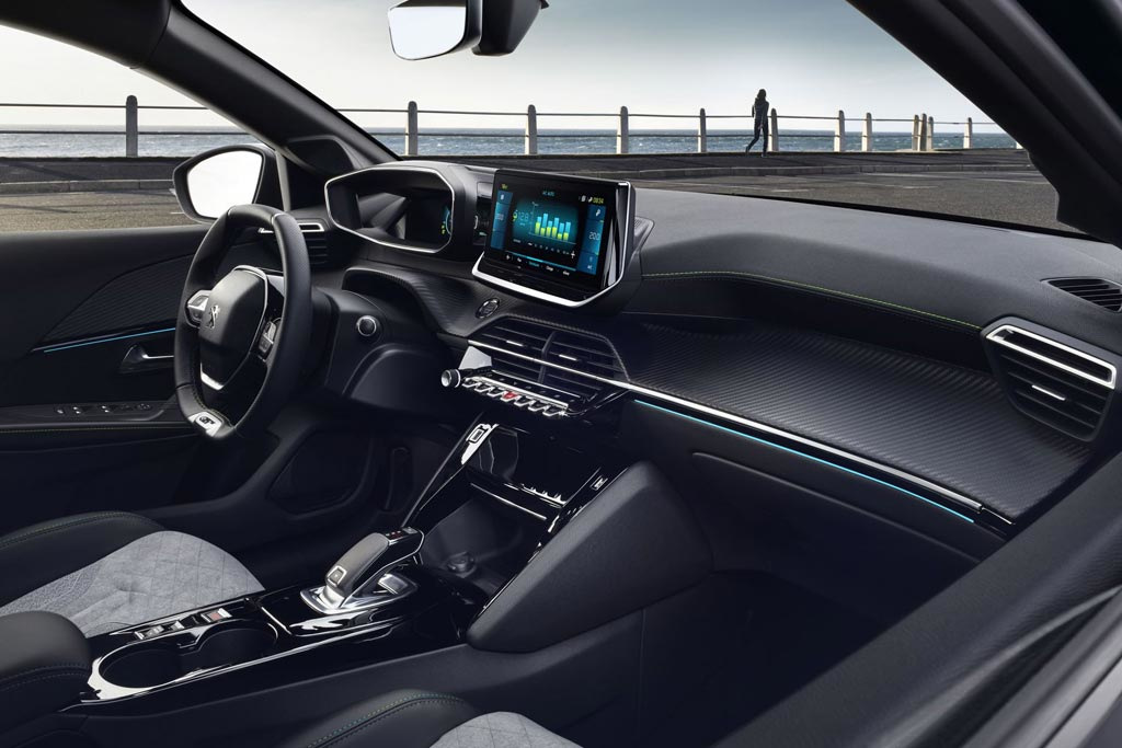Test av kompakt halvkombi: Peugeot 208 i ny generation