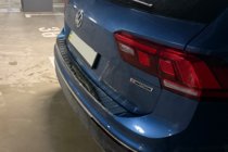 Volkswagen Tiguan 2016–2023 Bakre stötfångarskydd (Carmos, rostfritt) foto 10