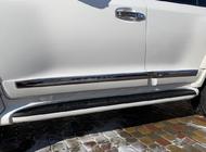 Toyota Land Cruiser 200 2007–2021 Sats dörrlister (2008-2016) Vit färg foto 1