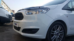 Ford Courier 2014–2023 Motorhuvdeflektor EuroCap foto 9