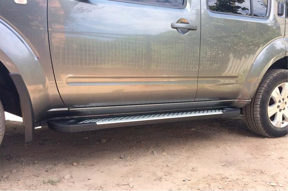 Nissan Pathfinder R51 2005–2014 Sidosteg Allmond Grey (2 st, aluminium) Foto 5