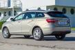 Test av kombin Lada Vesta SW foto 2
