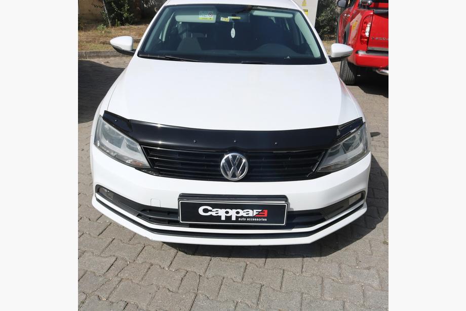 Volkswagen Jetta 2011–2018 Huvdeflektor (EuroCap) Foto 3