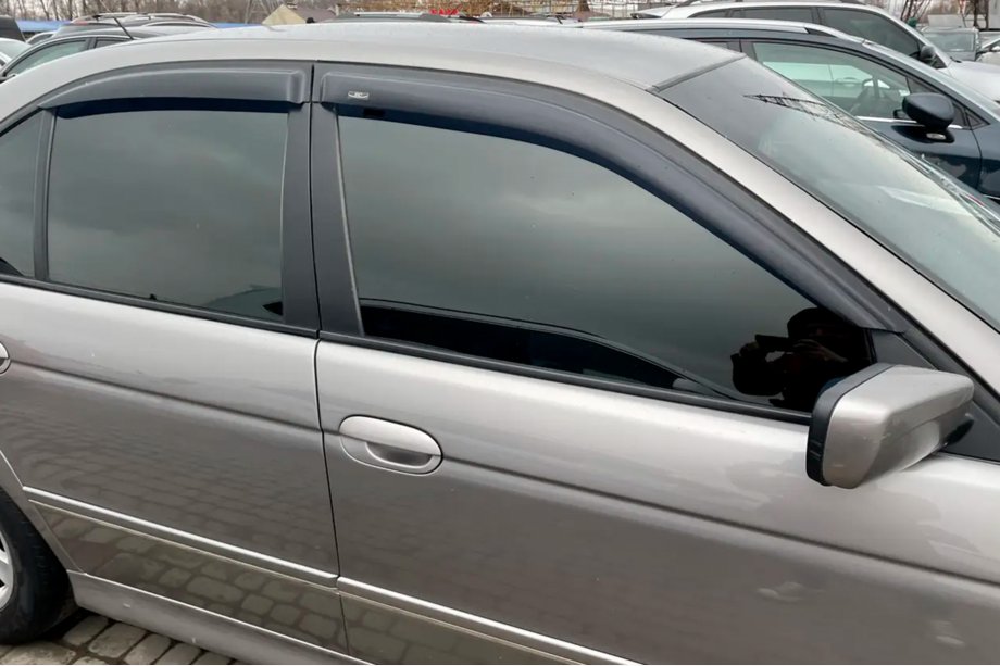 BMW 5-serie E39 1996–2003 Vindavvisare SD (4 st, HIC) Foto 3