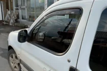 Citroen Berlingo 1996–2008 Insticksmonterade vindavvisare (2 st, HIC) foto 2