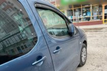 Citroen Berlingo 2008–2018 Insticksmonterade vindavvisare (2 st, HIC) foto 2