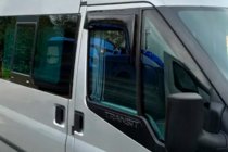 Ford Transit 2000–2014 Vindavvisare för sidorutor (2 st, HIC) foto 2
