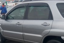 Kia Sportage 2004–2010 Vindavvisare för sidorutor (4 st, HIC) foto 2
