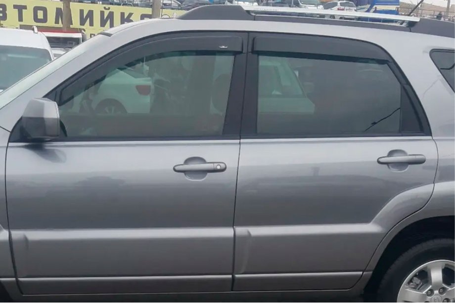 Kia Sportage 2004–2010 Vindavvisare för sidorutor (4 st, HIC) Image