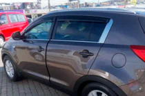 Kia Sportage 2010–2015 Vindavvisare för sidorutor (4 st, HIC) foto 8