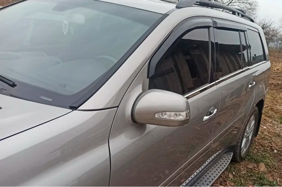 Mercedes GL class X164 2006–2012 Vindavvisare för sidorutor (4 st, HIC) Image
