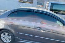 Mitsubishi Lancer X 2008– Vindavvisare för sidorutor (4 st, HIC) foto 6