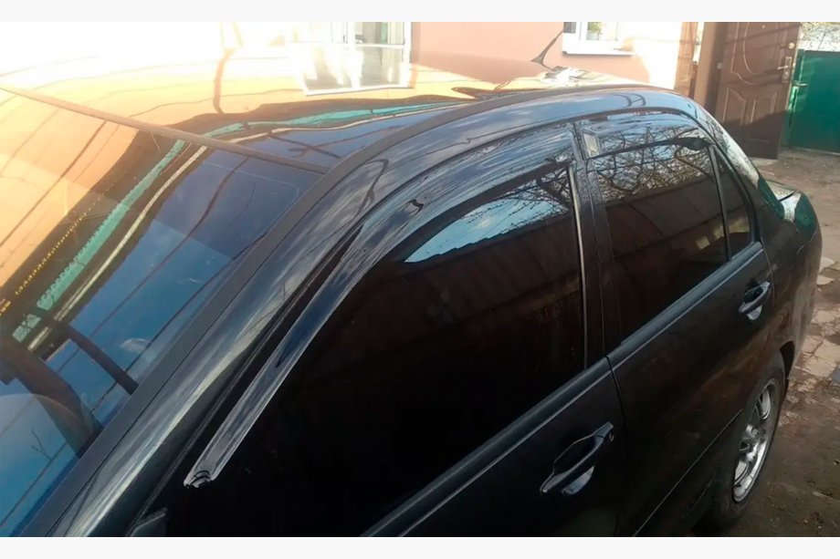 Mitsubishi Lancer 9 2004–2008 Vindavvisare SD (4 st, HIC) Image
