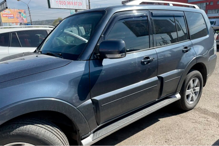 Mitsubishi Pajero Wagon III 1999–2006 Vindavvisare för sidorutor (4 st, HIC) Image