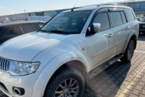 Mitsubishi Pajero Sport 2008–2015 Vindavvisare för sidorutor (4 st, HIC) foto 7