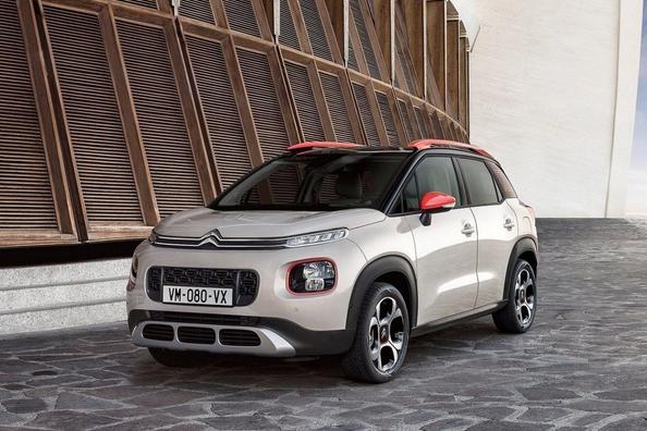 Test av den kompakta crossovern Citroen C3 Aircross