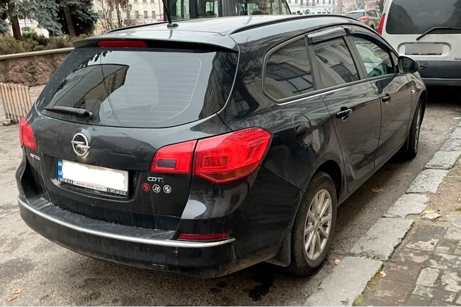 Opel Astra J 2009–2015 Vindavvisare WG (4 st, HIC) Foto 4