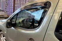 Peugeot Partner Tepee 2008–2018 Vindavvisare för sidorutor (2 st, HIC) foto 3