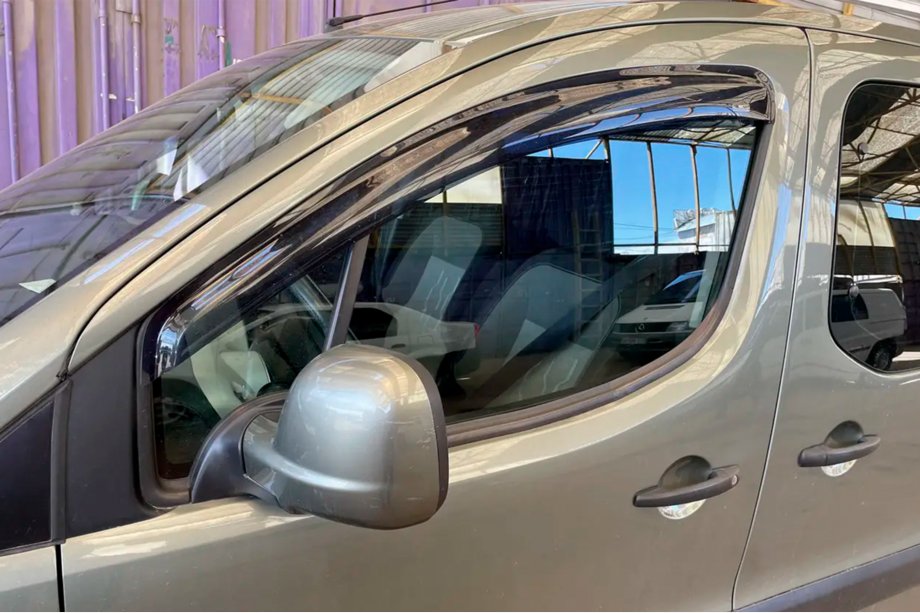 Peugeot Partner Tepee 2008–2018 Vindavvisare för sidorutor (2 st, HIC) Image